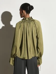 KSTM Blus Crop Satin Bergaris Zaitun dengan Detail Ruffle, Kerah Tinggi, Lengan Lonceng, Potongan Longgar dan Mengalir, Atasan untuk Festival Musim Panas - Hijau Tentara - View 2