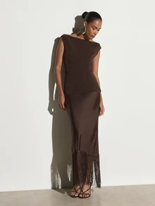 KSTM Rok Pensil Maxi Satin dengan Detail Rumbai di Bagian Bawah, Siluet Bodycon Pinggang Tinggi, Cocok untuk Pesta Malam, Liburan, dan Acara Lainnya. - Hitam - View 2