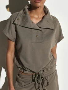 KSTM Atasan Crop Top Wanita Lengan Pendek Berkerah dengan Detail Kancing Jepret dan Tali Serut di Bagian Bawah, Gaya Kasual Musim Panas yang Praktis. - Hijau - View 5