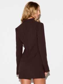 KIZN Gaun Blazer Mini Lengan Panjang Leher Persegi dengan Detail Kancing Toggle dan Bahu Terstruktur, Cocok untuk Pesta Musim Gugur dan Musim Dingin - Chocolate Brown - View 2