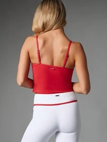 Missguided x Playboy Crossover Strappy Crop Cami Top With Sweetheart Neckline And Adjustable Spaghetti Straps Summer Festival Style - Red - View 3
