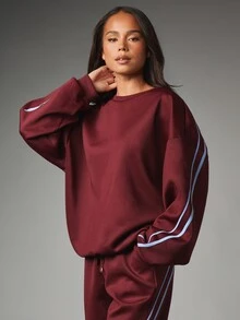 MISSGUIDED Oversized Crew Neck Sweatshirt With Contrast Stripe Sleeve Detail Relaxed Fit Pullover Top Fall Winter Casual Style - Burgundy - View 6