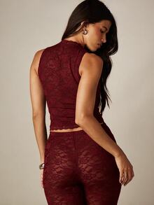 MISSGUIDED Lace Halter Crop Top With Scalloped Hem And Keyhole Neckline Floral Semi-Sheer Valentine Party Night Out Top - Burgundy - View 2