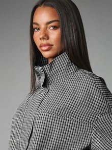 MISSGUIDED Oversized Checked Shirt With High Neck Balloon Sleeves Cropped Length Plaid Woven Top Fall Winter Casual Chic Style - Black and White - View 2