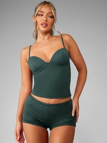 MISSGUIDED Sweetheart Neckline Bustier Crop Cami Top With Built-In Cup Support And Ruched Side Detail For Summer Vacation - Dark Green - View 3