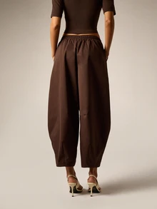 AiiRZ Celana Kasual Model Barrel Leg dengan Pinggang Elastis dan Tali Serut serta Saku Samping, Potongan Longgar, Celana Musim Panas - Chocolate Brown - View 3