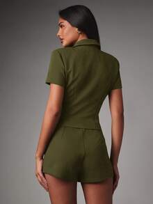 MISSGUIDED Bengaline skort med vågkant för sommartillfällen - Armé Grön - Visa 5