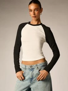 AiiRZ Ribbed Knit Crop Top Long Sleeve Raglan Color Block Crew Neck Fitted Baseball Style Top For Fall Winter - Black and White - View 5