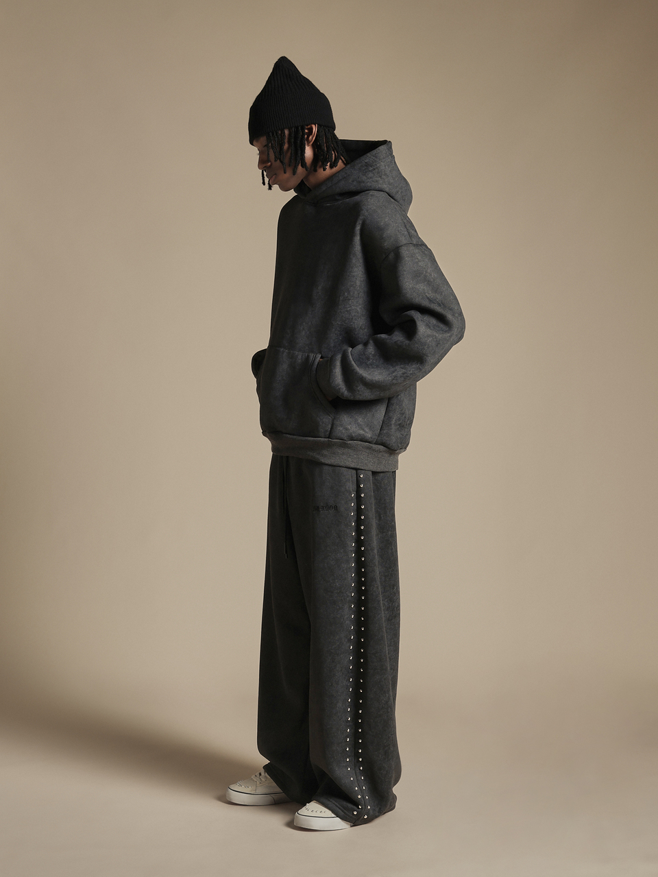 Washed Wide Leg Sweatpants With Side Metal Stud Detail And Embroidered Logo Perfect For Casual Everyday Wear