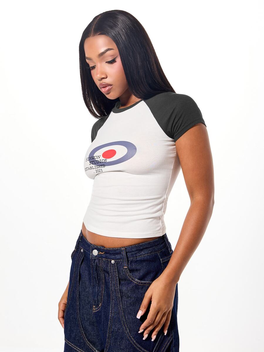 SUMWON WOMEN Summon Raglan Slim Fit Tee With Target Circle Graphic Print Cropped Crew Neck Cap Sleeve Fitted Top - Grey - View 1