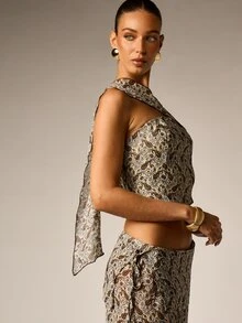 AiiRZ Paisley Print One-Shoulder Crop Top With Cut-Out Detail And Draped Scarf Overlay Summer Festival Style - Multicolor - View 5