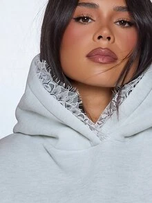 MISSGUIDED Oversized Sweatshirt With Lace Trim Detail Single Centre Pocket Relaxed Fit Pullover Sweatshirt Fall Winter Essential - Grey - View 2