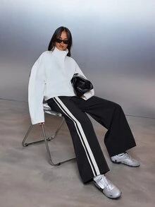 MISSGUIDED Boxy Fit Oversized Half-Zip Pullover Sweatshirt With Stand Collar And Side Pockets Cozy Fall Winter Loungewear Essential - White - View 3