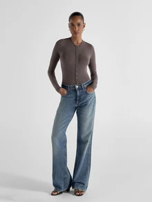 KSTM Bodysuit Henley Lengan Panjang dengan Kancing Jepret, Leher V, Siluet Pas Badan, Kain Rajut Lembut, Pakaian Wajib untuk Musim Gugur dan Musim Dingin - Coklat - View 3
