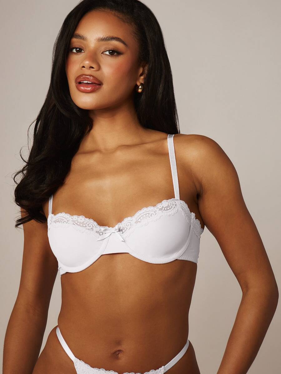 MISSGUIDED Underwired Balconette Bra With Lace Trim And Scalloped Edge Detail And Bow Center Front - White - View 1