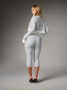 MISSGUIDED Celana Legging Capri Pendek dengan Trim Renda Pinggang Tinggi dan Detail Atasan Estetika Genit, Set Pakaian Kasual Liburan Musim Semi/Panas - Light Grey - View 2