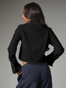MISSGUIDED Boxy Fit Cropped Long Sleeve Shirt With Mandarin Collar And Flared Cuffs Concealed Button Placket Structured Crop Top - Black - View 2