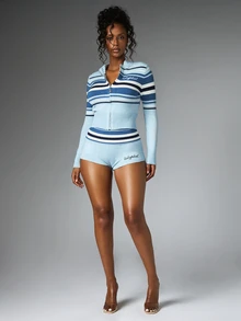 BABYPHAT كارديجان محبوك قصير بسحاب وياقة عالية وأكمام طويلة وحافة مضلعة وشعار نصي بأسلوب ريترو Y2K مخطط - أزرق فاتح اللون - مشاهدة 6