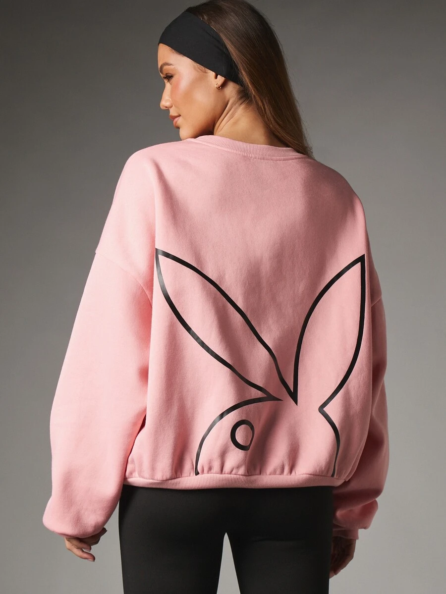 Missguided x Playboy Sweatshirt Oversized Kerah Bulat dengan Logo Cetak di Dada dan Gambar Kelinci Besar di Bagian Belakang - Berwarna merah muda - View 1