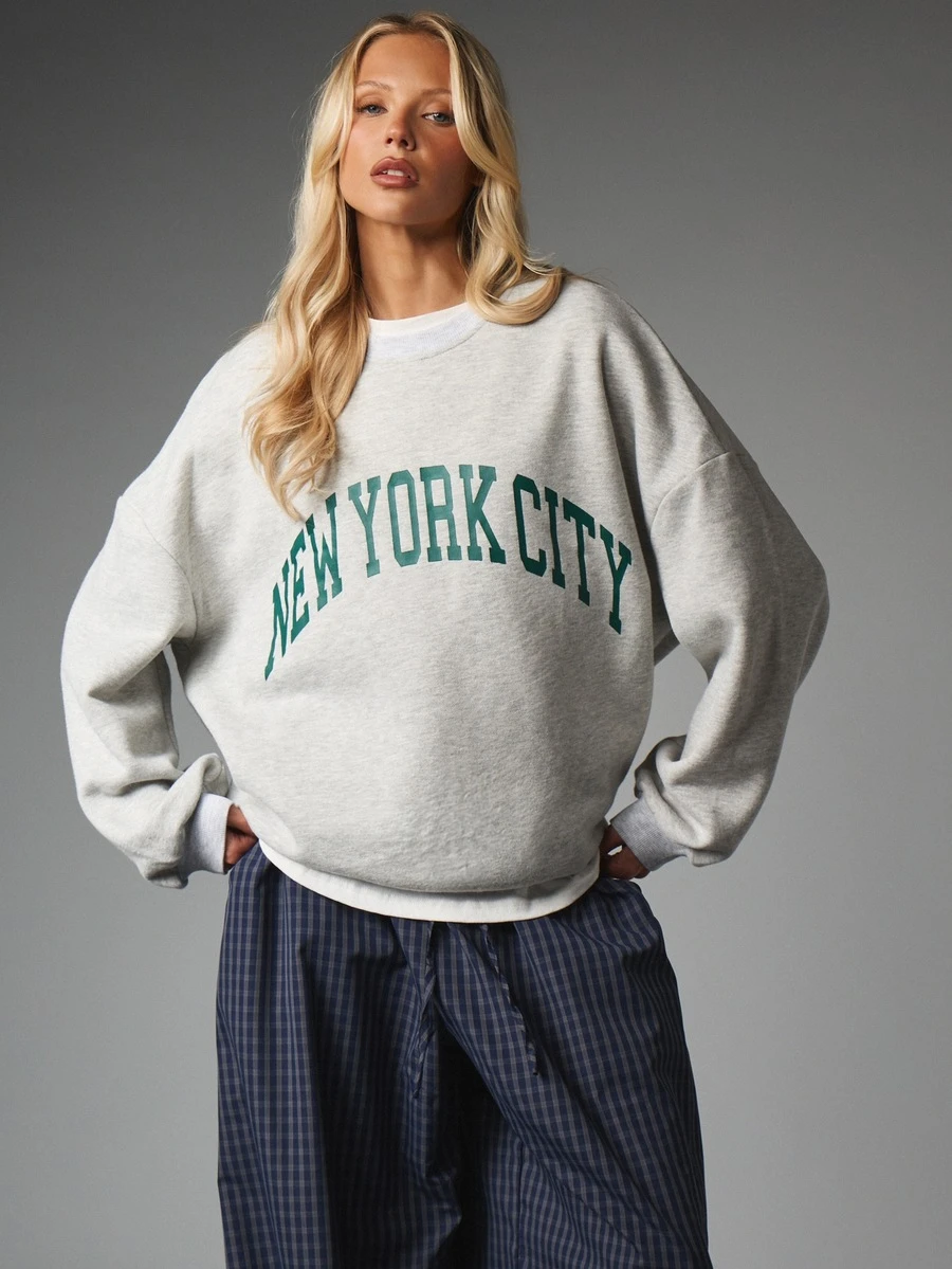 MISSGUIDED Sweatshirt Oversized Kerah Bulat dengan Cetakan Grafis Lengkung Kota New York, Pullover Fleece Lengan Panjang Bahu Jatuh, Atasan Musim Gugur/Musim Dingin - Light Grey - View 1