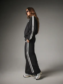 Missguided x Playboy Wide Leg Jogger Pants With Side Stripe Detail Lace Trim Hem Drawstring Waist Casual Street Style Full Length Trousers - Black - View 2