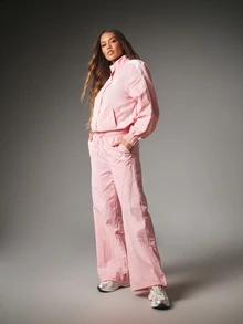 Missguided x Playboy Celana Kasual Lebar dengan Bordir Kelinci, Tali Serut di Pinggang, dan Saku Samping, Potongan Longgar, Panjang Penuh - Berwarna merah muda - View 2