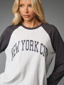 MISSGUIDED New York City Varsity Text Print Oversized Baseball Raglan Long Sleeve Crew Neck Color Block T-Shirt Top - Multicolor - View 5