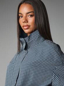 MISSGUIDED Oversized Checked Shirt With Mock Neck Balloon Sleeves And Button Cuffs Cropped Boxy Fit Fall Winter Essential Top - Navy Blue - View 3