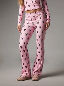 Missguided x Playboy Celana Rajut Stretch Model Flare Berpinggang Tinggi dengan Motif Kelinci di Seluruh Permukaan dan Logo Ikonik untuk Musim Semi dan Musim Panas - MultiWarna - View 1