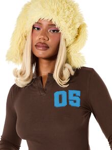 SUMWON WOMEN Ribbed Long Sleeve Henley Crop Top With Number 05 Varsity Applique Patch Detail And Button Neckline Fall Winter Essential - Brown - View 5