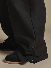SUMWON Wide Leg Black Cargo Pants With Large Flap Pockets SC Logo Embroidery Snap Ankle Detail Street Style Fall Winter - Dark Grey - View 6