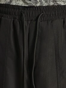 SUMWON Wide Leg Black Cargo Pants With Large Flap Pockets SC Logo Embroidery Snap Ankle Detail Street Style Fall Winter - Dark Grey - View 7