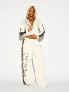 SUMWON WOMEN Cropped Full-Zip Hoodie With Japanese Script Print And Leopard Panel Sleeves Contrast Detail Long Sleeve - Beige - View 2