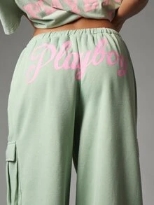 Missguided x Playboy Wide Leg Cargo Sweatpants With Bold Back Script Print Elastic Drawstring Waist Full Length Casual Lounge Pants - Green - View 4
