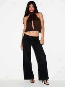 KIZN Halter Neck Tie Detail Chiffon Crop Top With Deep Cut-Out Front And Scallop Hem For Summer Festival Party Night Out - Green - View 2