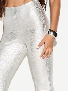 KIZN High Rise Metallic Silver Capri Leggings With Shiny Foil Finish And Skin Tight Cropped Leg Style For Party Festival Season - Silver - View 5