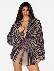 KIZN Jumpsuit Chiffon Berpotongan V Dalam dengan Lengan Lonceng dan Motif Pusaran Abstrak serta Hem Berumbai, Playsuit Mini untuk Pesta Festival Musim Panas - MultiWarna - View 1