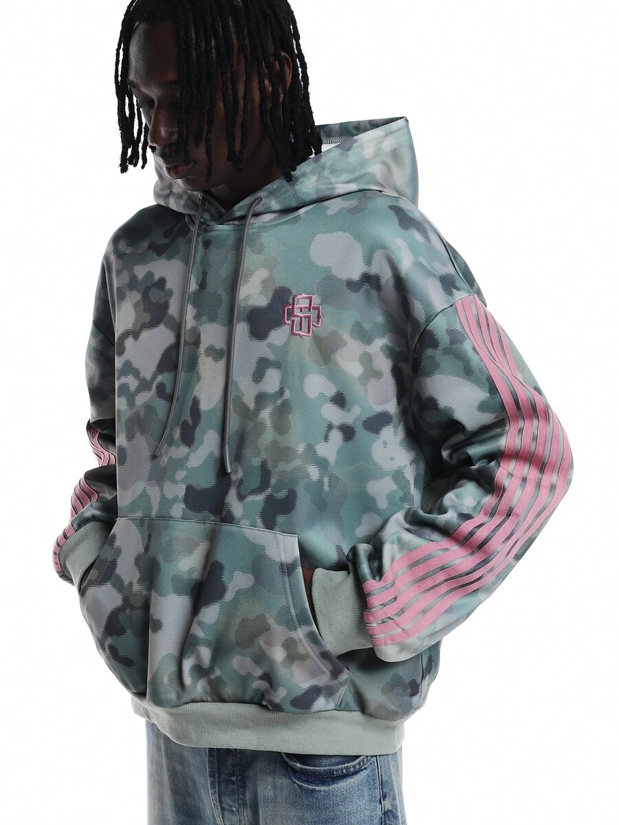 SUMWON Mens Oversized Camo Print Pullover Hoodie With Pink Stripe Sleeves And Embroidered Logo Centre Pocket Drawstring - Multicolor - View 1