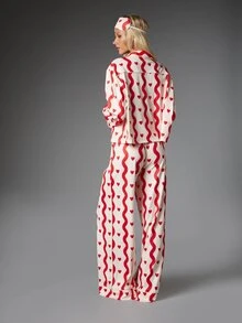 MISSGUIDED Valentine Heart Print Ribbed Knit Co-Ord Pajama Set Tie-Front Collared Crop Top And Wide Leg Cuffed Lounge Pants - Red and White - View 2