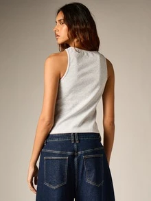 AiiRZ Ribbed Knit Crop Tank Top With Logo Badge Patch Crew Neck Sleeveless Fitted Vest Summer Essential Wardrobe Staple - White - View 3
