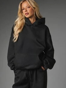MISSGUIDED Athleisure Oversized Pullover Sweatshirt With Large Back Graphic Text Print And Sleeve Logo Detail - Black - View 4