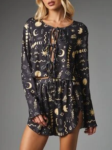 MISSGUIDED Celestial Mystical AOP Bell Sleeve Lace-Up Crop Blouse And Mini Shorts Co-Ord Set With Moon Sun Star Print - Black - View 4