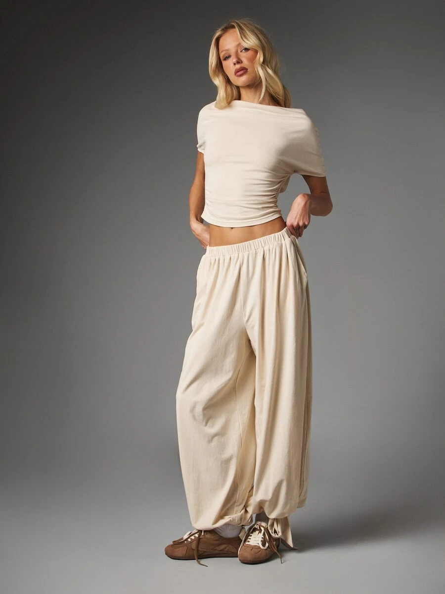 MISSGUIDED Ruched Boat Neck Crop Top And Balloon Wide Leg Parachute Pants Co-Ord Two Pieces Set With Elastic Waist And Ankle Ties - Apricot - View 1