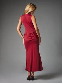 MISSGUIDED Burgundy Sleeveless Mermaid Dress With Keyhole Cutout Mock Neck And Ruched Hip Detail For Evening Party Wedding Guest - Burgundy - View 2