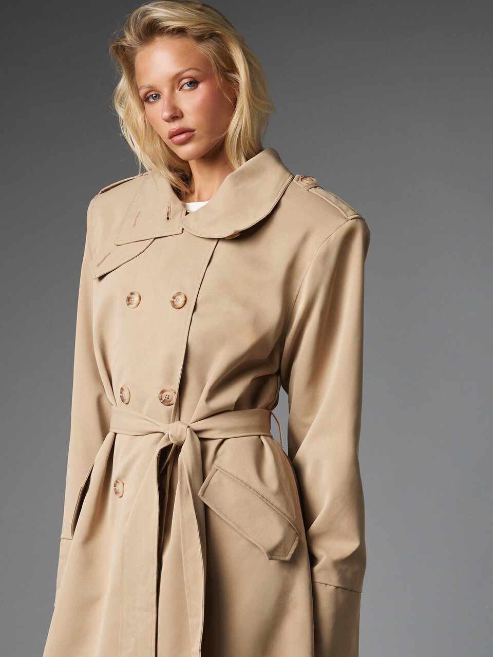 MISSGUIDED Classic Oversized Double-Breasted Trench Coat With Belt Epaulettes Wide Lapel And Full Length Maxi Hem For Spring Autumn