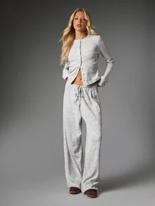 MISSGUIDED Set Co-Ord Rajut Wafel 2 Potong: Kardigan Kancing Crop dan Celana Longgar Tali Serut, Pakaian Rumah Nyaman untuk Musim Gugur dan Musim Dingin - Grey - View 1