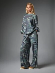 MISSGUIDED Oversized Waffle Knit Crew Neck Sweatshirt In Camo Print With Elasticated Hem And Long Sleeves Fall Winter Casual Style - Multicolor - View 3