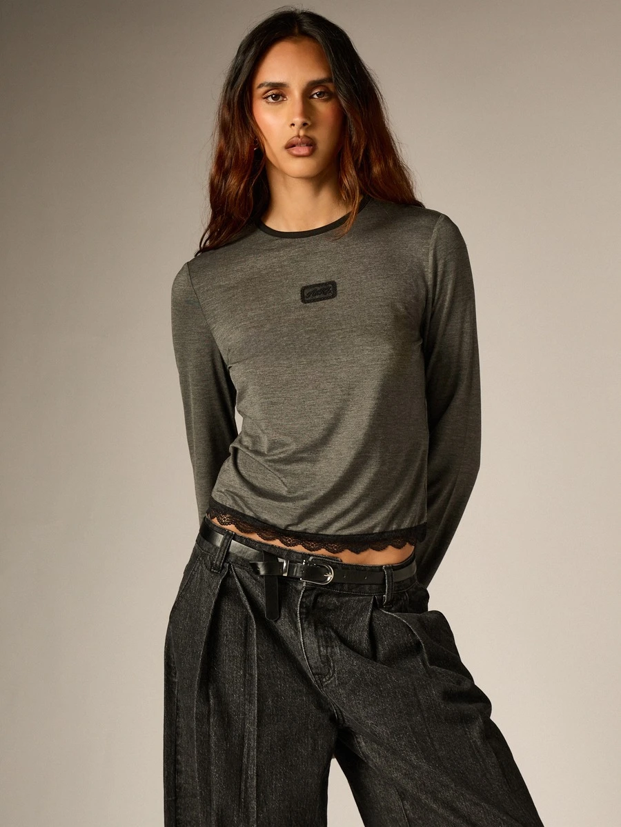 AiiRZ Charcoal Long Sleeve Crop Top With Lace Hem Trim And Logo Patch Crew Neck Fitted Tee Fall Winter Essential - Dark Grey - View 1