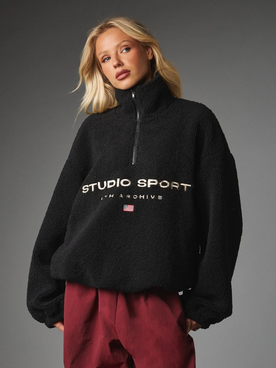 MISSGUIDED Sport Ath Archive Half-Zip Sherpa Fleece Pullover Oversized Fit Embroidered Chest Logo High Neck Winter Essential - Black - View 1