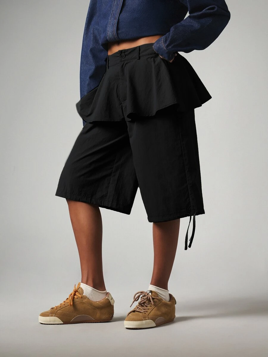 MISSGUIDED Wide Leg Bermuda Shorts With Peplum Ruffle Overlay, Drawstring Hem, Mid-Rise Waist And Relaxed Fit - Black - View 1